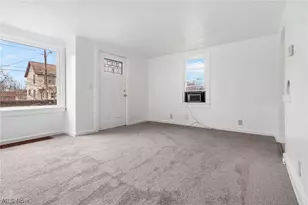 442 Fenton Ave NE, Canton, OH 44704 - Photo 7