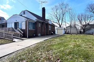 982 Dan St, Akron, OH 44310 - Photo 1