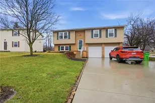 4534 Foresthill Rd, Stow, OH 44224 - Photo 1