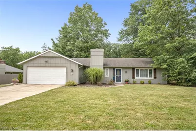 11586 Pleasant Ridge Place, Strongsville, OH 44136 - Photo 1