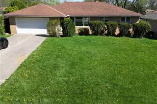 333 E Ridgewood Dr, Green Hills, OH 44131 - Photo 1