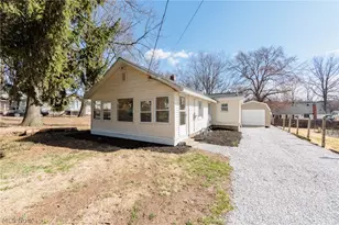 3239 Lakeway St, Akron, OH 44319 - Photo 1