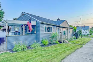 162 Mitchell St, Barberton, OH 44203 - Photo 1