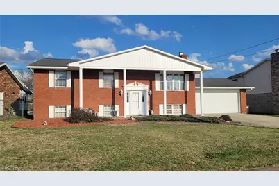 818 Seneca Drive, Belpre, OH 45714 - Photo 1