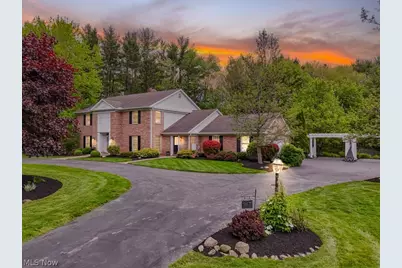 967 Robinwood Hills Drive, Bath, OH 44333 - Photo 1