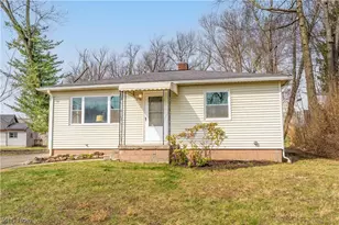 170 S Thomas Rd, Tallmadge, OH 44278 - Photo 1