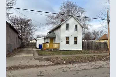 3264 W 54th Street, Loveland, OH 44102 - Photo 1