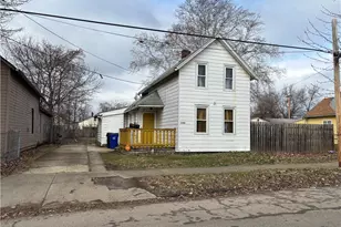 3264 W 54th St, Loveland, OH 44102 - Photo 1