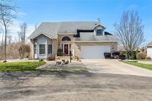 3151 Edinburg Ave NW, Canton, OH 44708 - Photo 1
