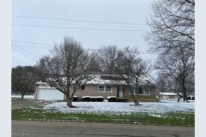 5671 E State Road, Newcomerstown, OH 43832 - Photo 1