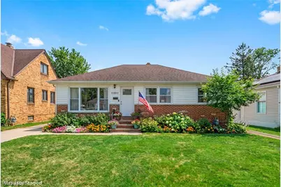 11511 Blossom Avenue, Parma Heights, OH 44130 - Photo 1