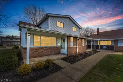 25515 Clubside Boulevard #0012, North Olmsted, OH 44070 - Photo 1