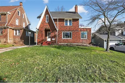 244 Outlook Avenue, Youngstown, OH 44504 - Photo 1