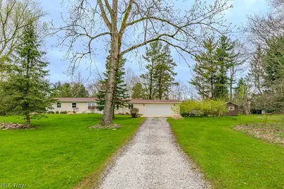 18890 Maplewood Lane, Chagrin Falls, OH 44023 - Photo 1