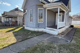 717 Spangler Dr, Zanesville, OH 43701 - Photo 1