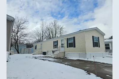 202 W Main Road #93, Conneaut, OH 44030 - Photo 1