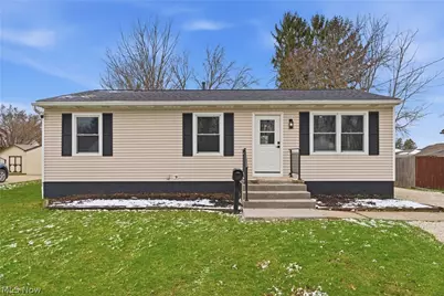 176 Grace Avenue, Barberton, OH 44203 - Photo 1