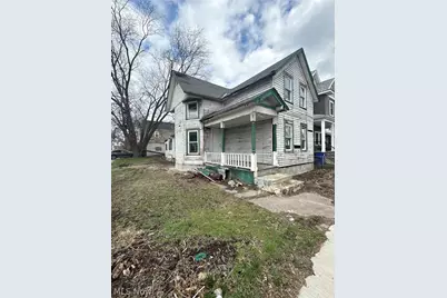 3520 Siam Avenue, Loveland, OH 44113 - Photo 1