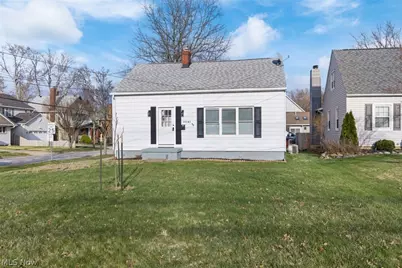 3041 Hudson Drive, Cuyahoga Falls, OH 44221 - Photo 1