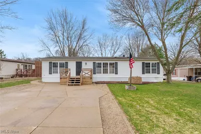 62 Thomas Boulevard NW, Massillon, OH 44647 - Photo 1