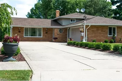 1139 N Skyline Drive, Green Hills, OH 44131 - Photo 1