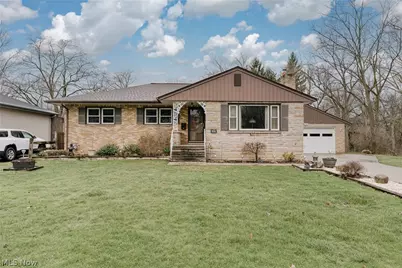 23 Thames Avenue, Bedford, OH 44146 - Photo 1