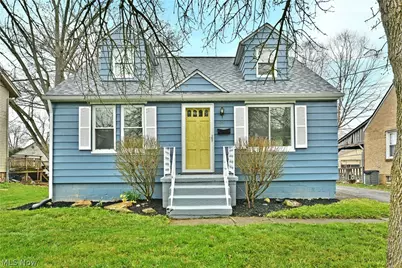 1787 Bonnie Brae Avenue NE, Warren, OH 44483 - Photo 1