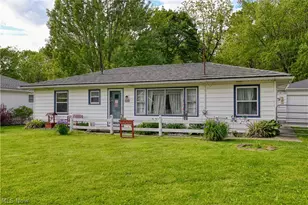2161 Savoy Ave, Akron, OH 44305 - Photo 1