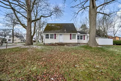 394 N Hawkins Avenue, Akron, OH 44313 - Photo 1