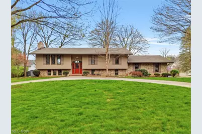 2400 Lancaster Road, Akron, OH 44313 - Photo 1