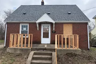 230 Arlington Ave SW, Canton, OH 44706 - Photo 1