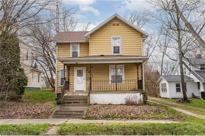 1841 S Freedom Avenue, Alliance, OH 44601 - Photo 1