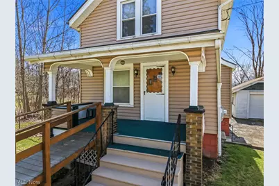 2678 Draper Avenue SE, Warren, OH 44484 - Photo 1