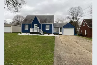 917 S Schenley Avenue, Youngstown, OH 44509 - Photo 1