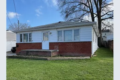 1920 Schiller Avenue, Cuyahoga Falls, OH 44223 - Photo 1