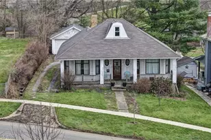 439 S Clay St, Millersburg, OH 44654 - Photo 1