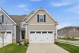1637 Mud Brk Ln, Akron, OH 44313 - Photo 1