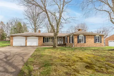 210 Cypress Avenue, Louisville, OH 44641 - Photo 1