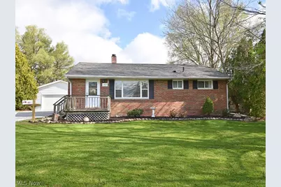307 Hilltop Drive, Chardon, OH 44024 - Photo 1
