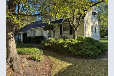 5202 Longton Road, Lyndhurst, OH 44124 - Photo 1