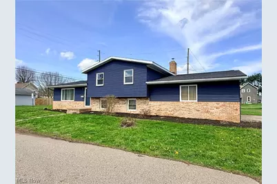 123 5th Street NE, Strasburg, OH 44680 - Photo 1