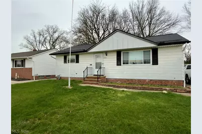 30405 Vineyard Road, Willowick, OH 44095 - Photo 1