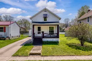 624 Broadway St E, Cuyahoga Falls, OH 44221 - Photo 1