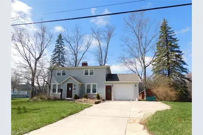 303 S Market Street, Jefferson, OH 44047 - Photo 1