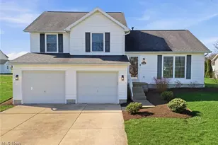 2382 Mt Pleasant St NE, Canton, OH 44721 - Photo 1
