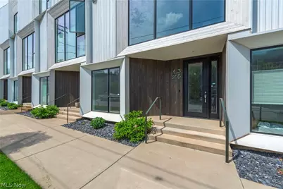 1320 W 58th Street, Loveland, OH 44102 - Photo 1