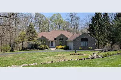 9855 Breckenridge Drive, Chardon, OH 44024 - Photo 1