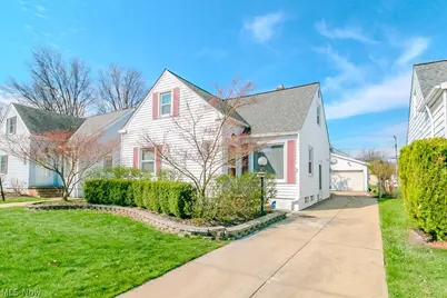 428 E 274th St, Euclid, OH 44132 - Photo 1