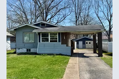 1167 Trumbull Avenue SE, Warren, OH 44484 - Photo 1