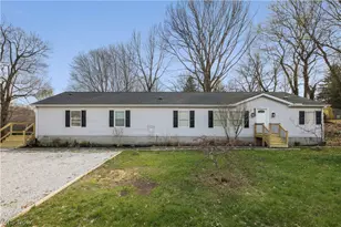 2806 Pomatan Ave, Akron, OH 44312 - Photo 1